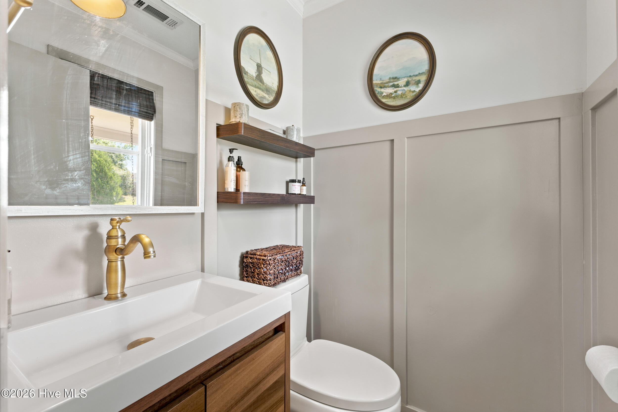 5137 Lord Byron Road