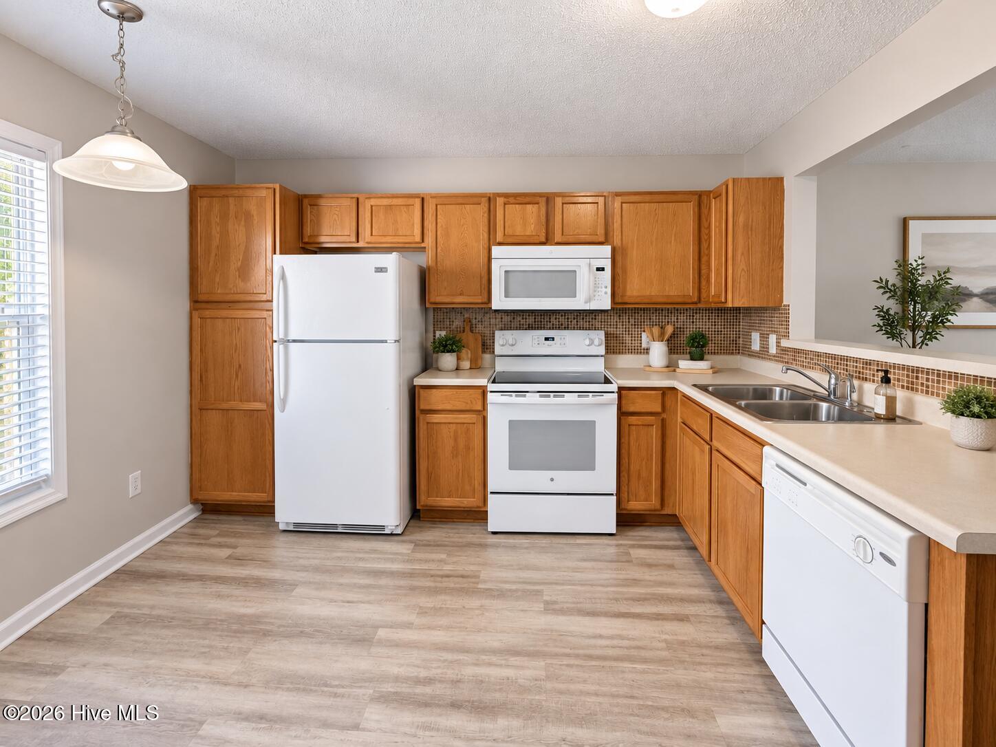 206 Palace Circle