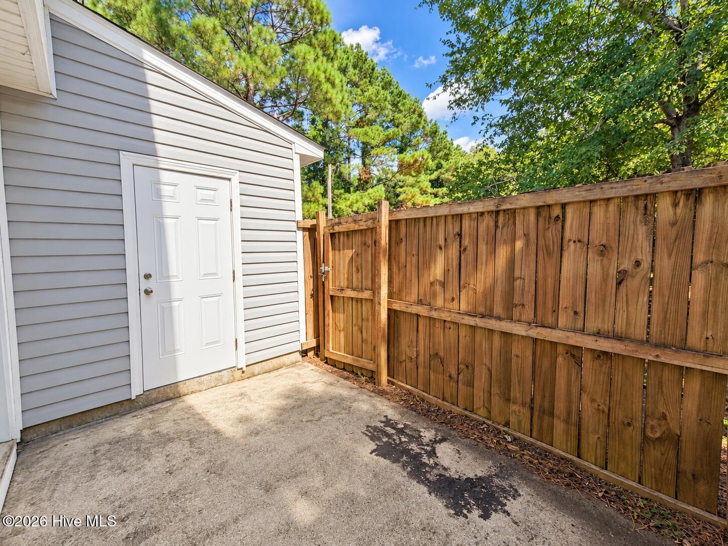 206 Palace Circle