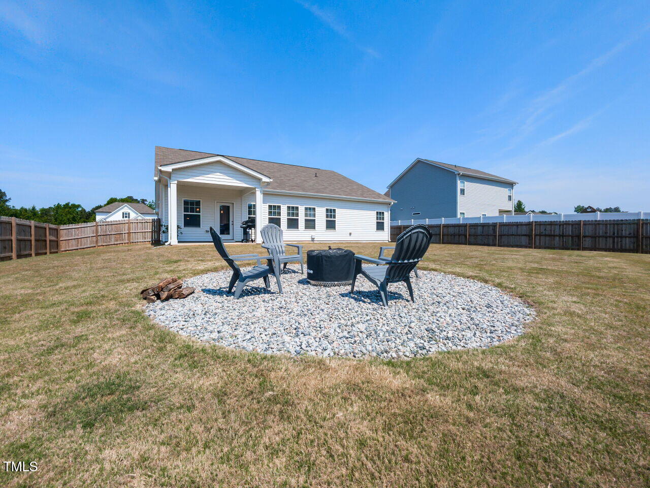 218 E Tecoma Lane