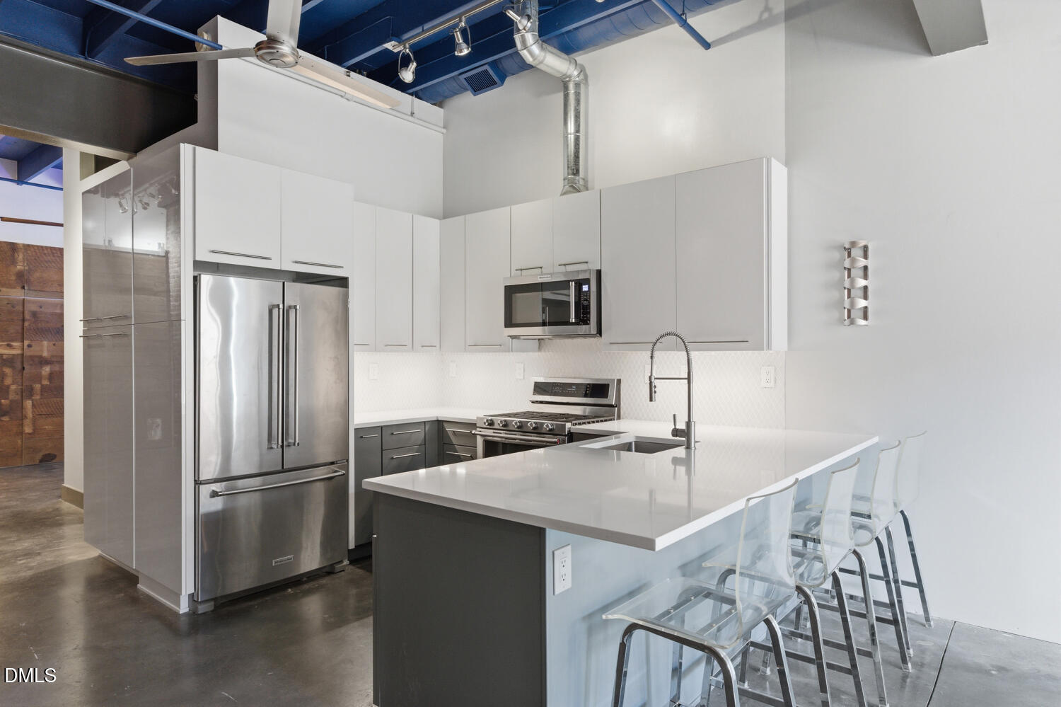 208 Rigsbee Avenue Apt 207