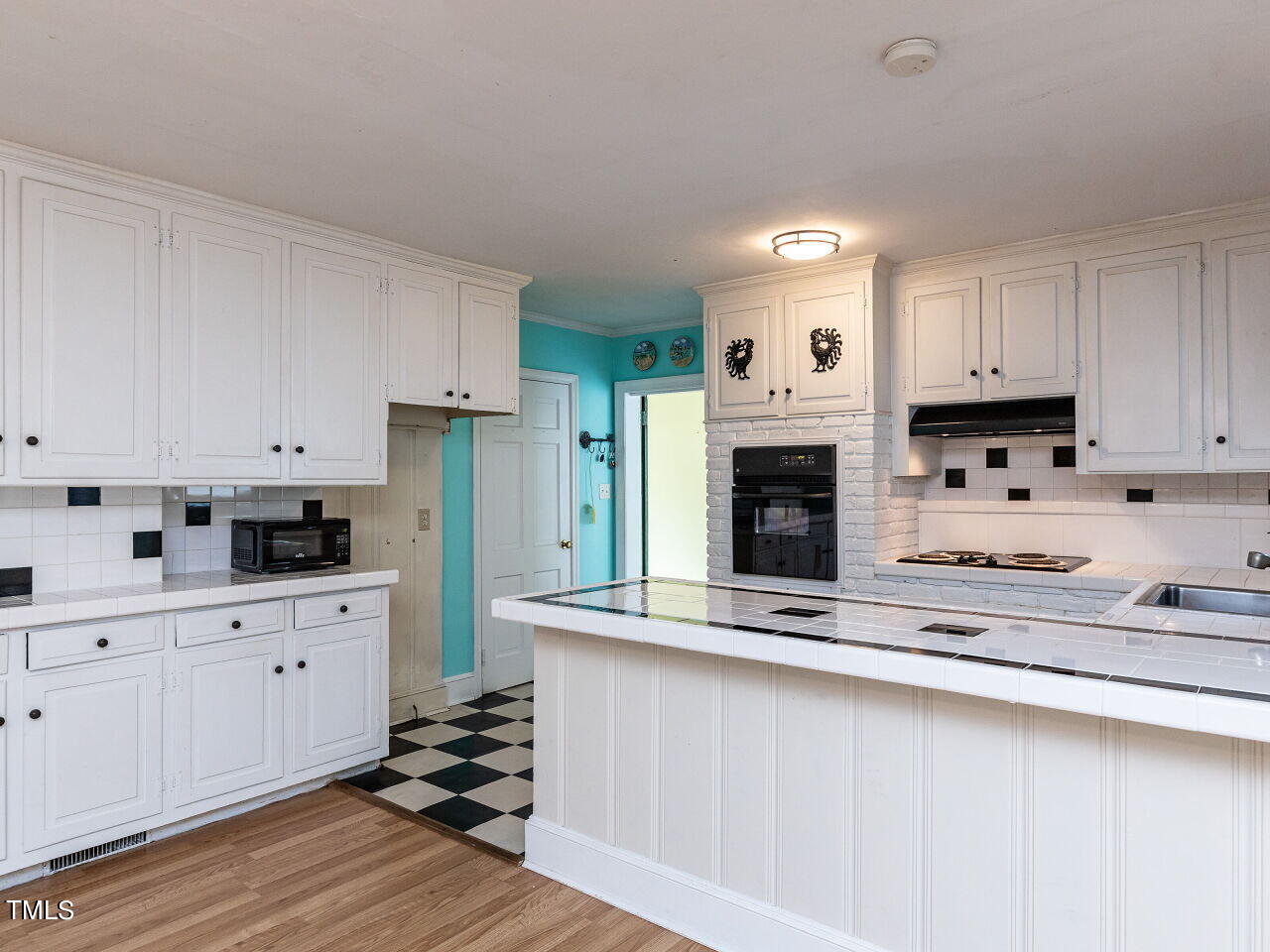 110 W Parker Street