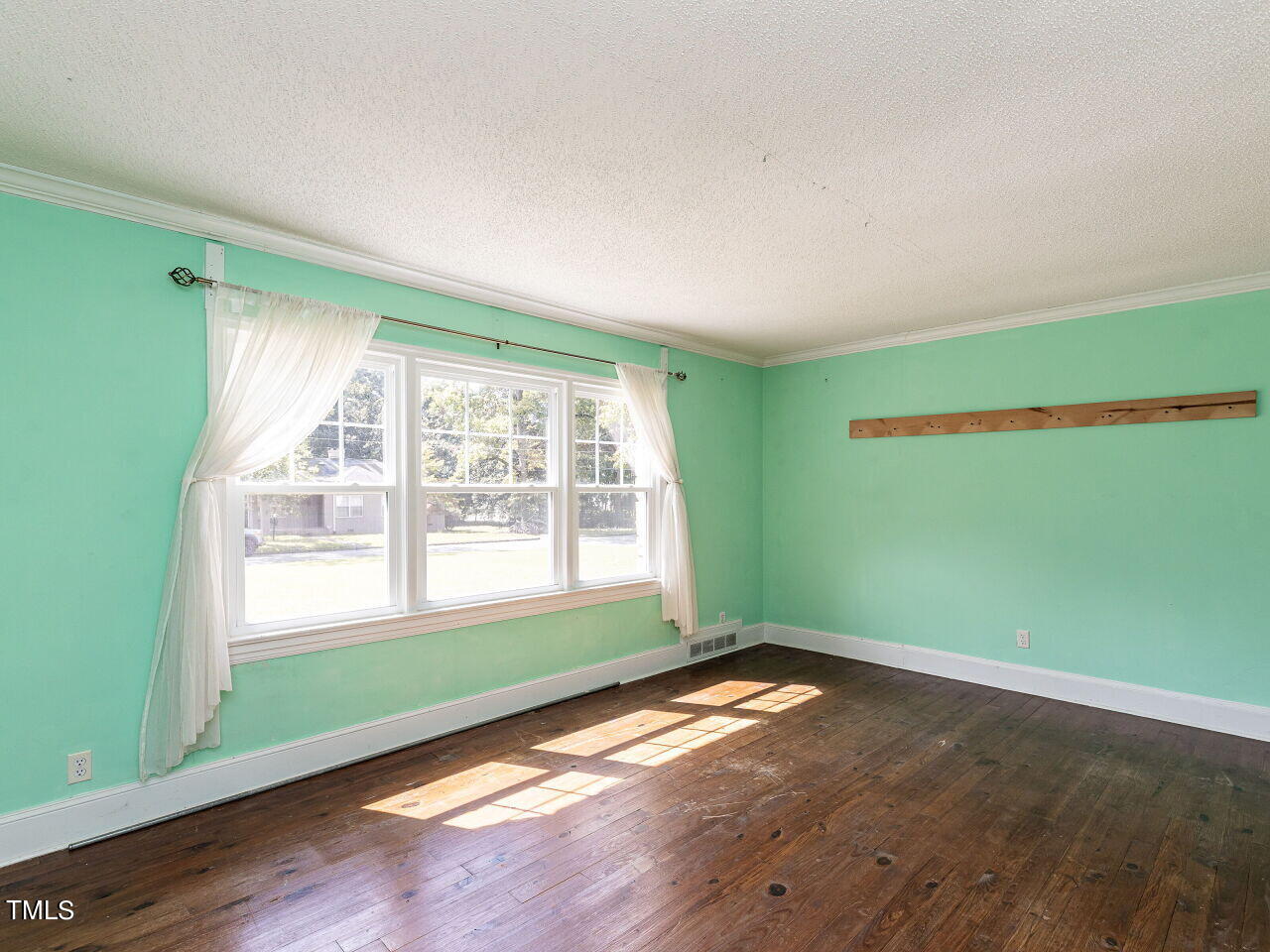 110 W Parker Street