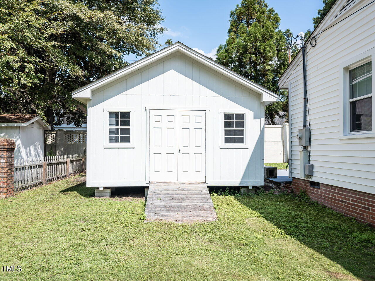 110 W Parker Street