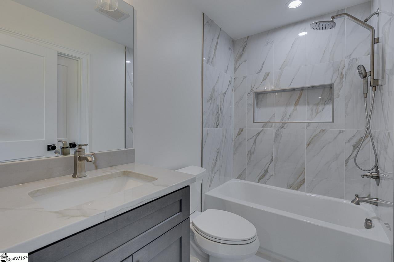 1100 Reidville Sharon Road