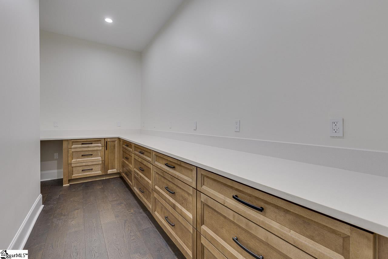 1100 Reidville Sharon Road