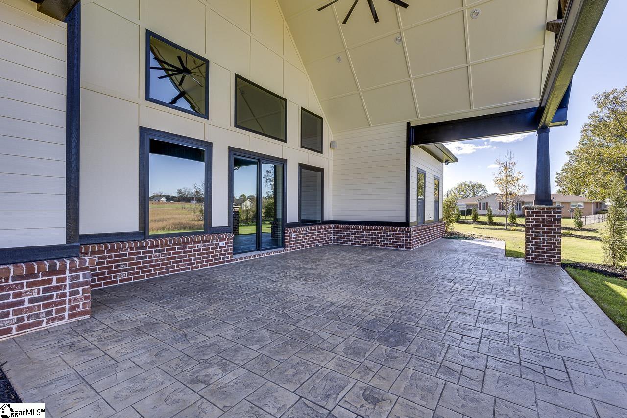 1100 Reidville Sharon Road