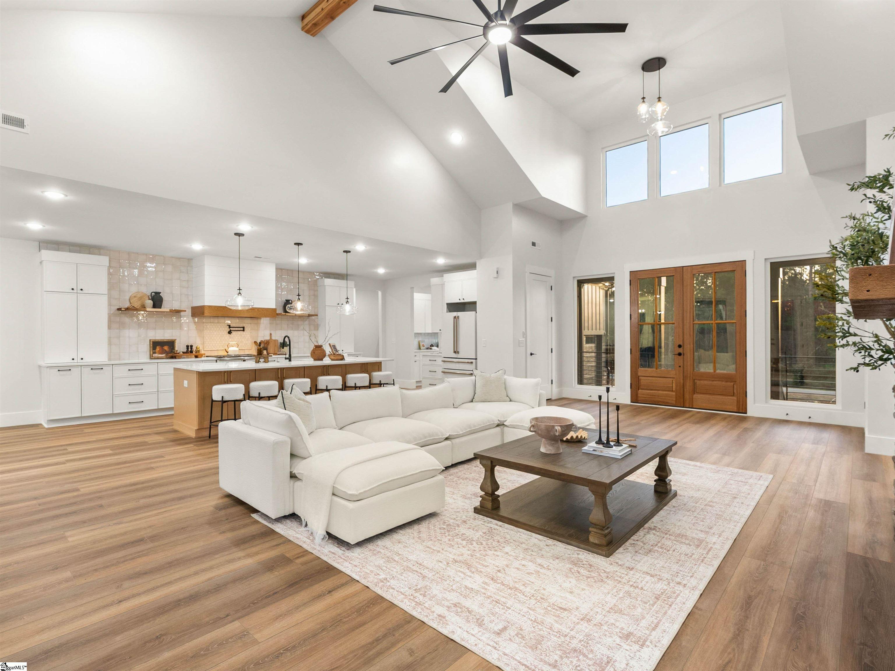 112 Marseille Drive