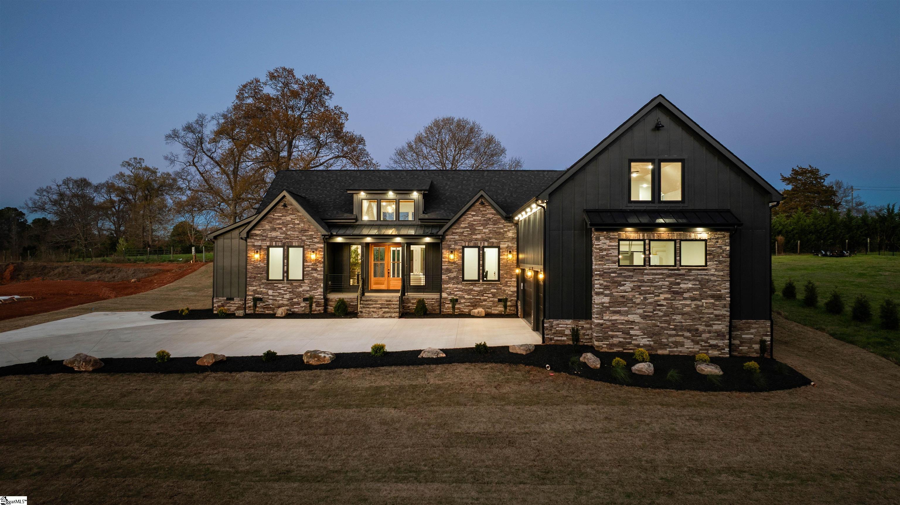 112 Marseille Drive