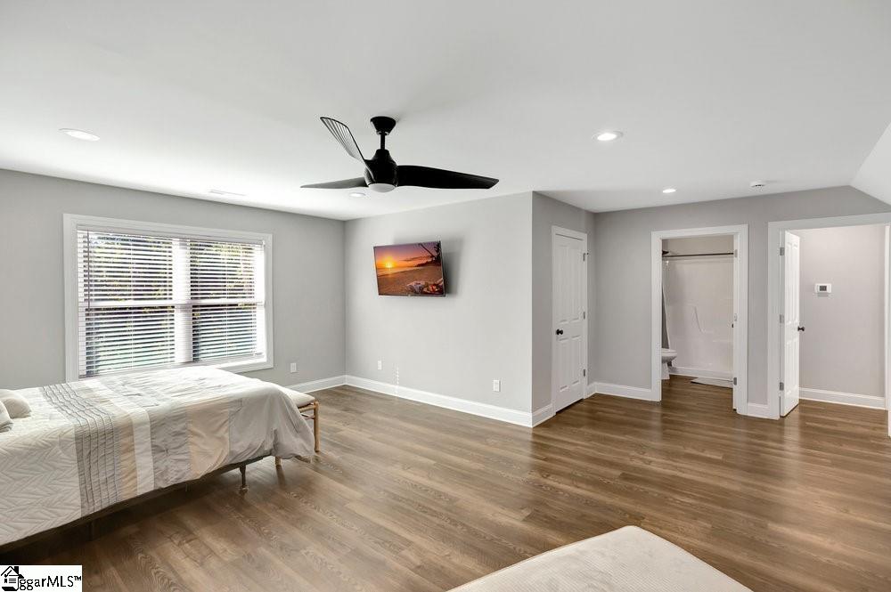 401 Broadwater Circle