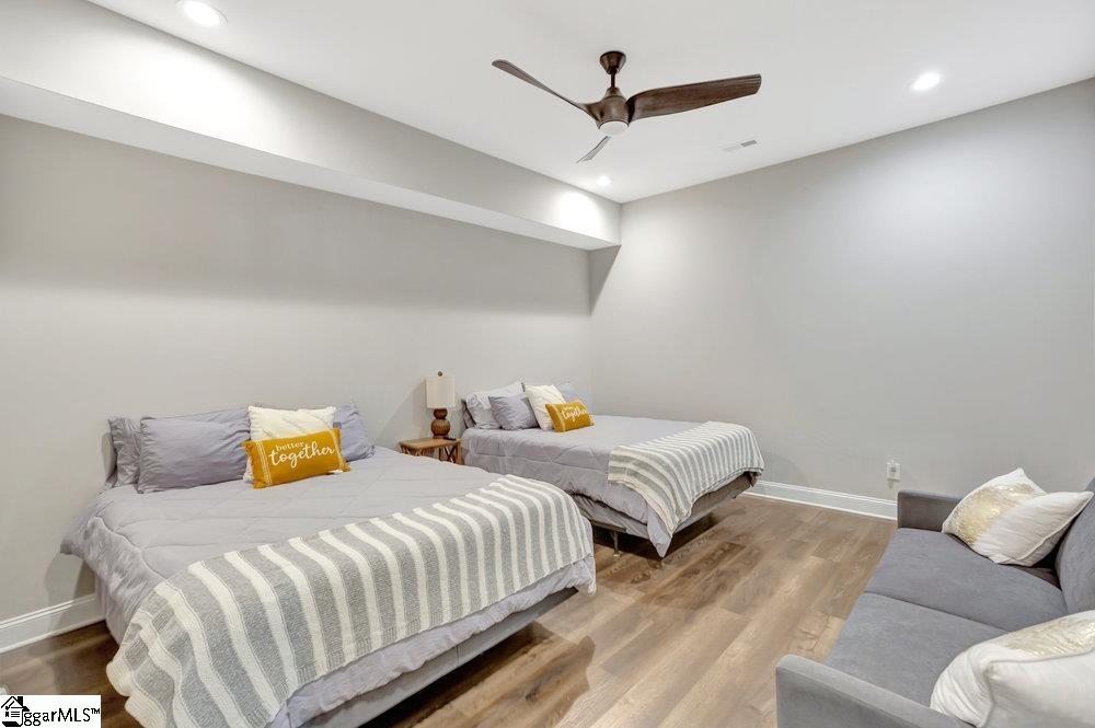 401 Broadwater Circle