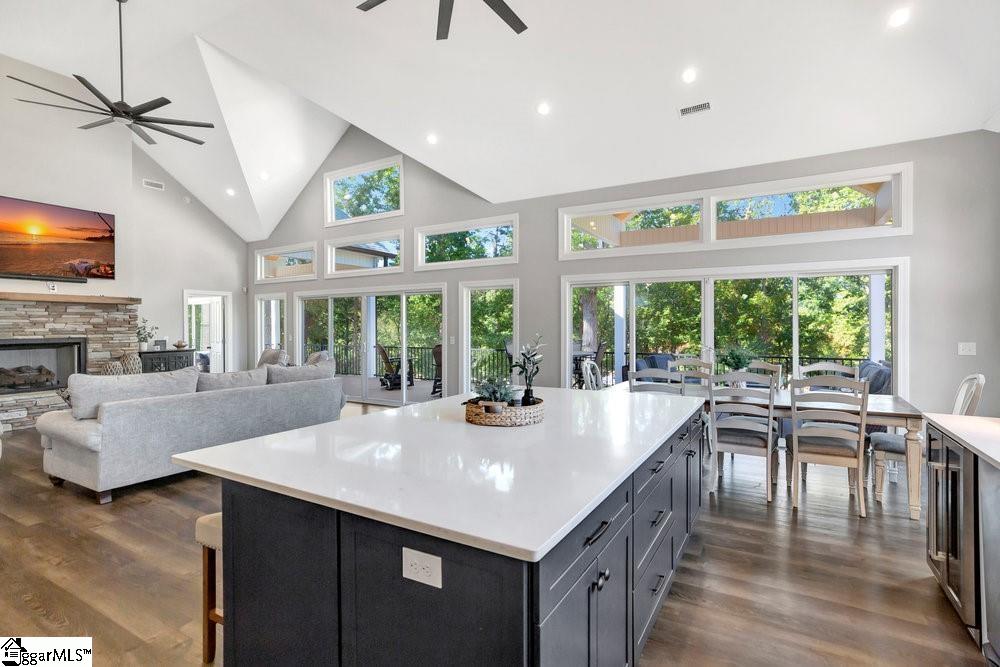 401 Broadwater Circle