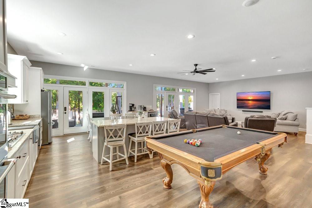 401 Broadwater Circle