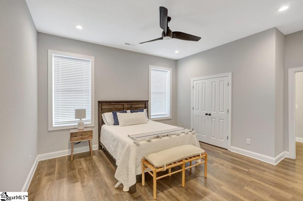 401 Broadwater Circle