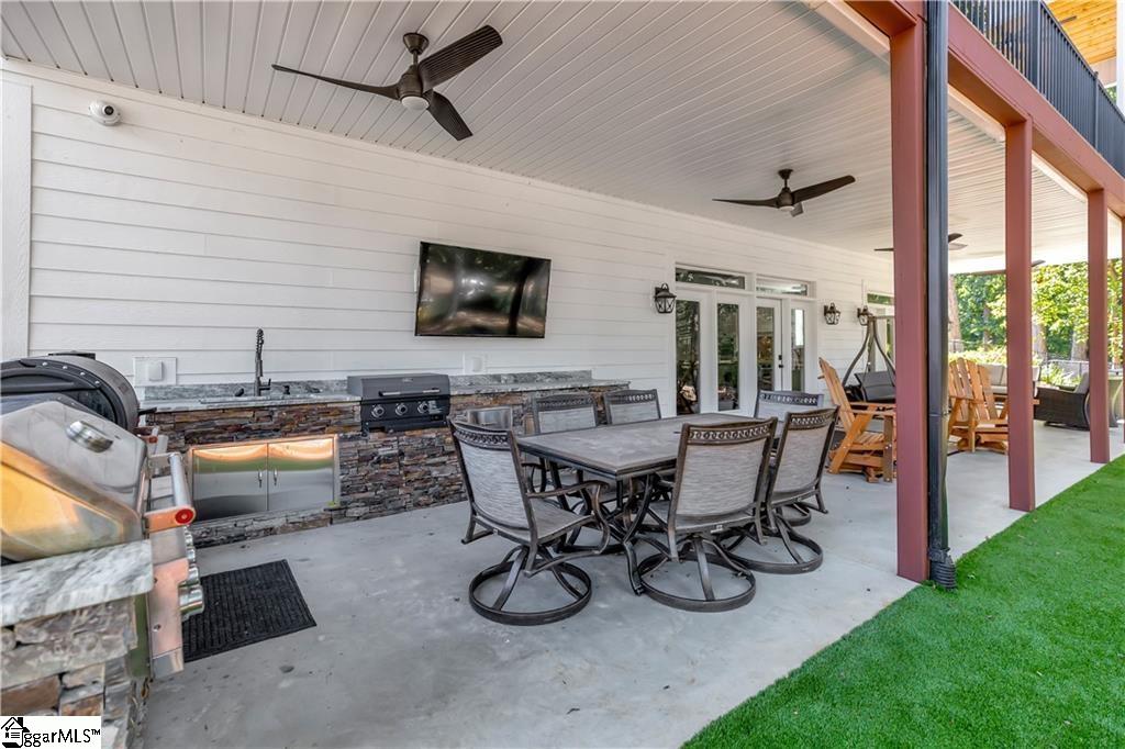 401 Broadwater Circle