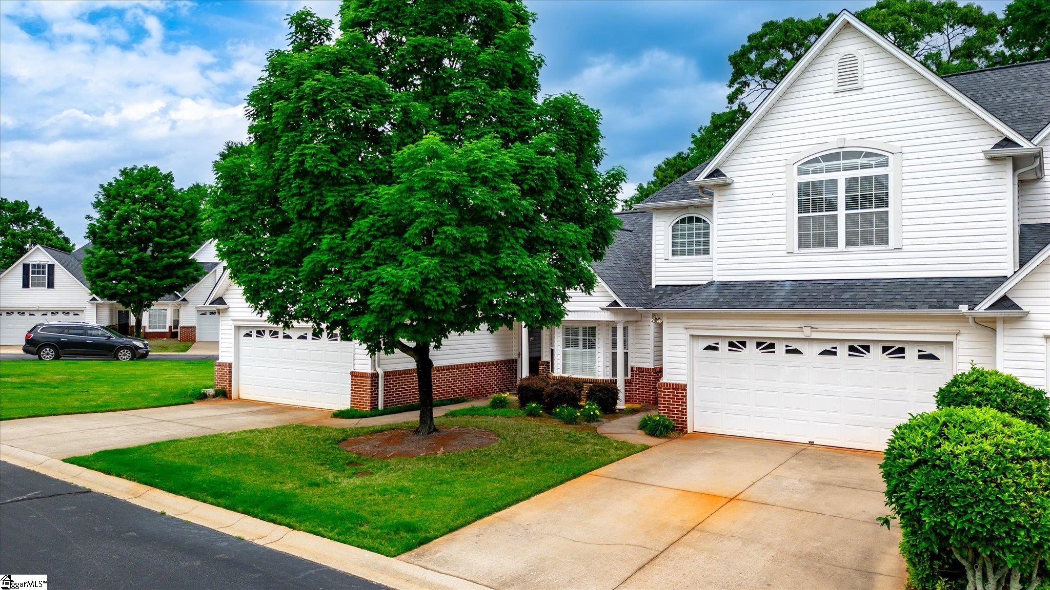 15 Cedar Rock Drive