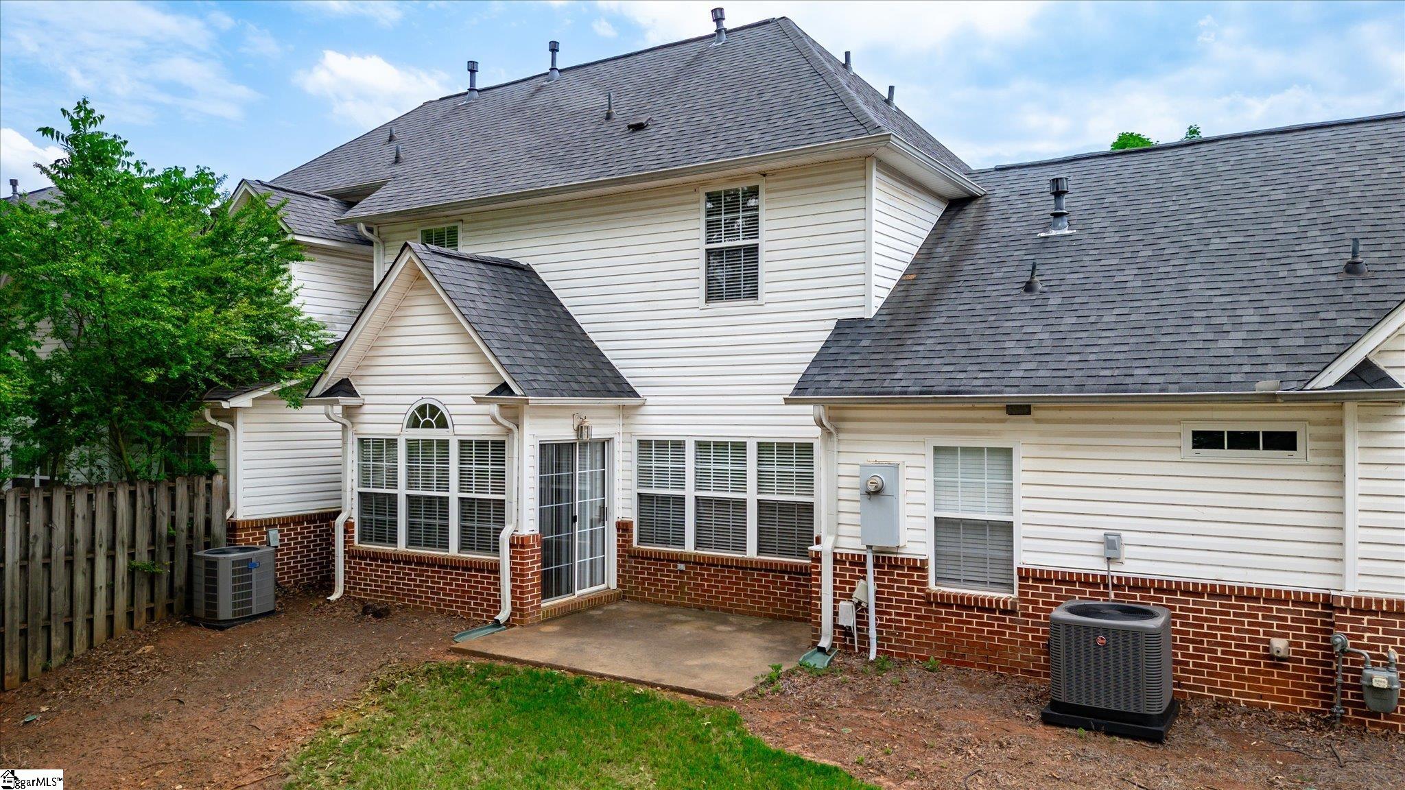 15 Cedar Rock Drive