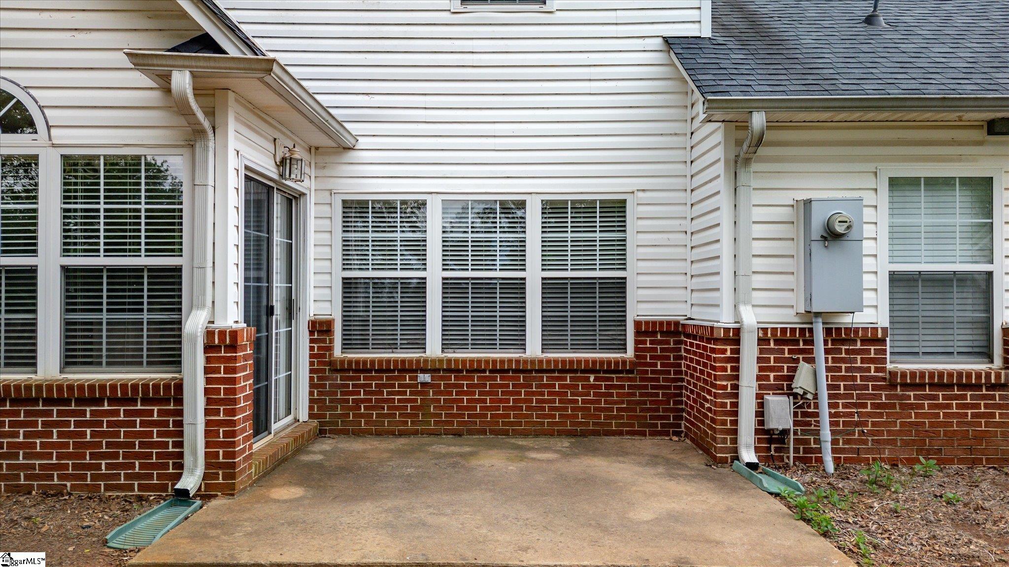 15 Cedar Rock Drive