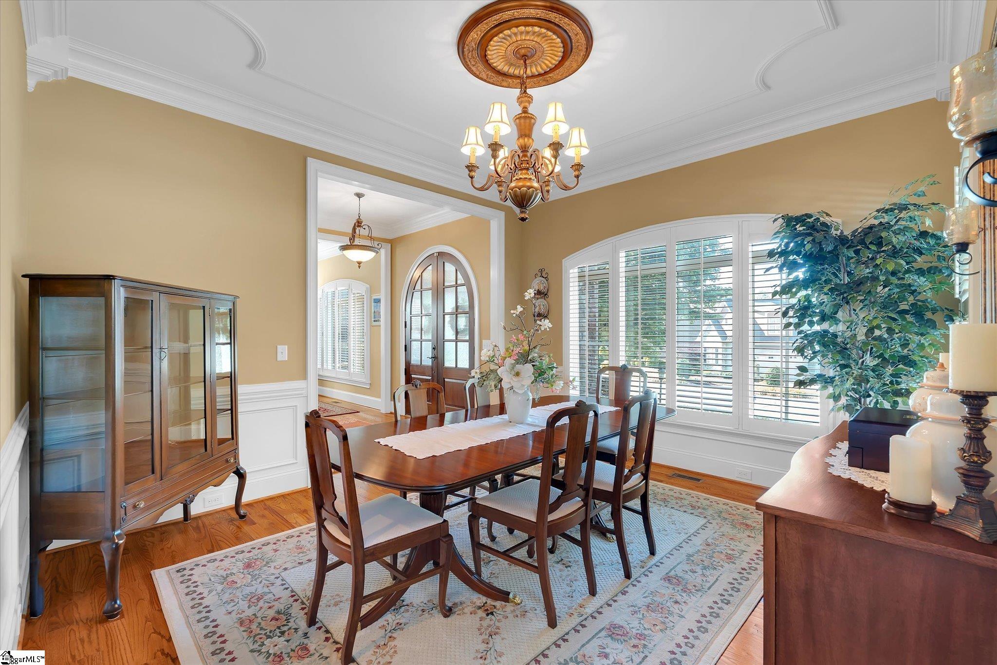 10 Travertine Court