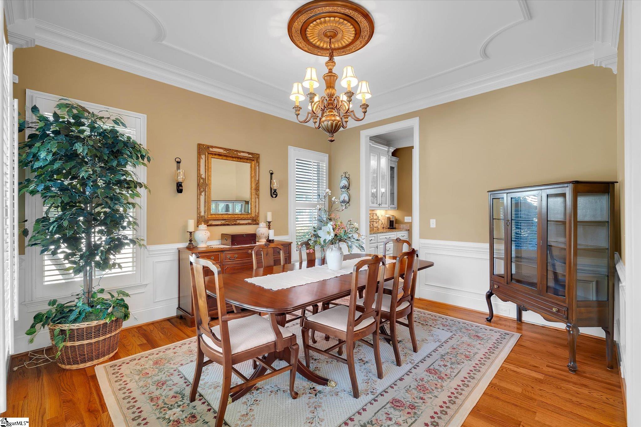 10 Travertine Court