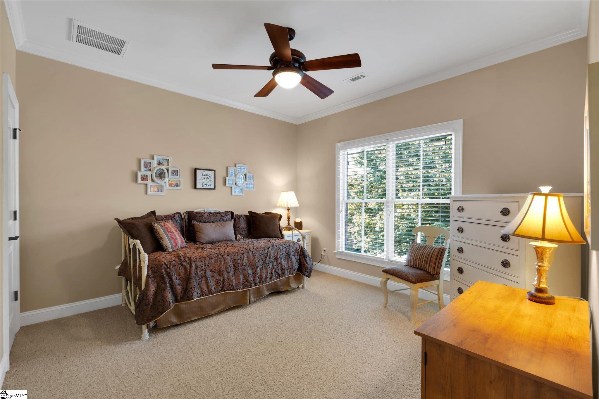 10 Travertine Court
