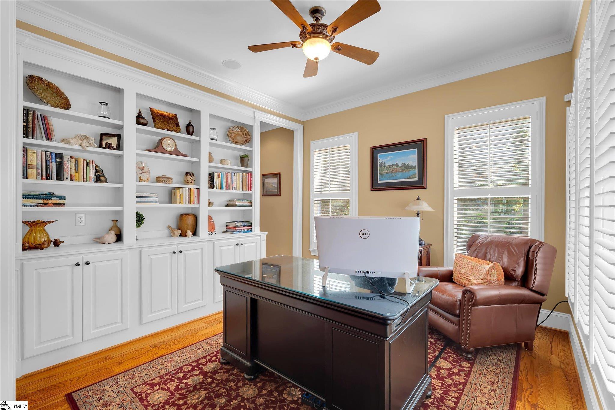 10 Travertine Court