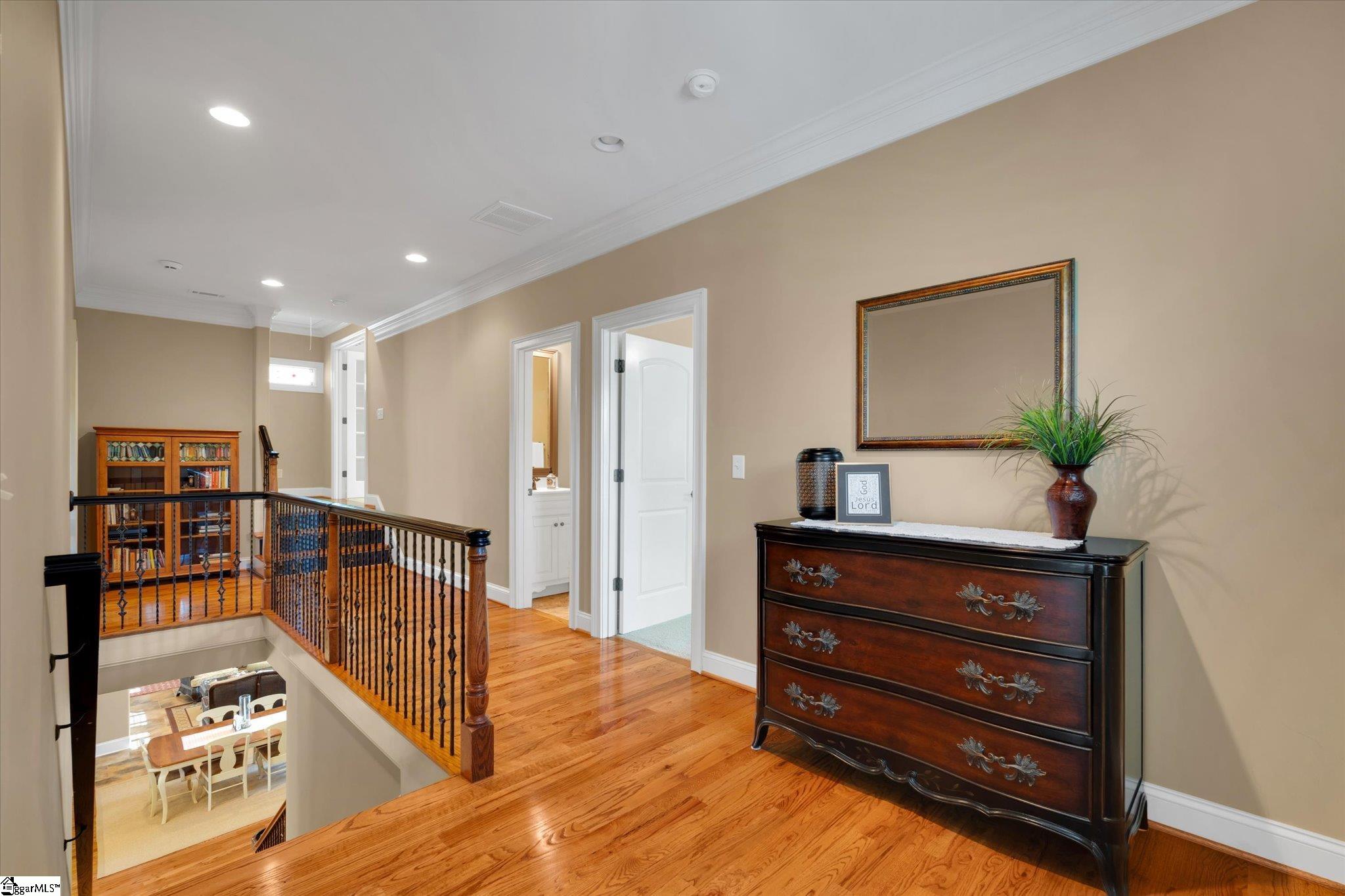 10 Travertine Court