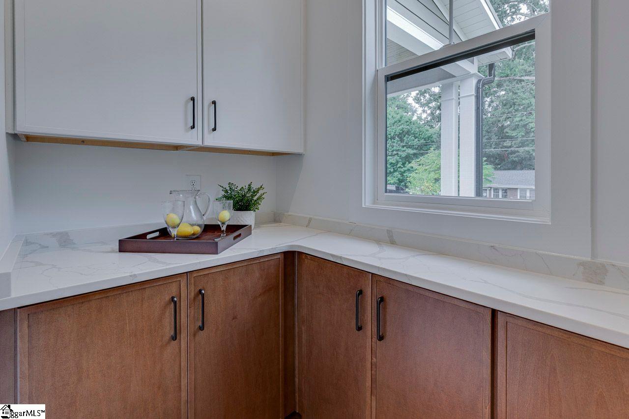 204 Forest Park Drive