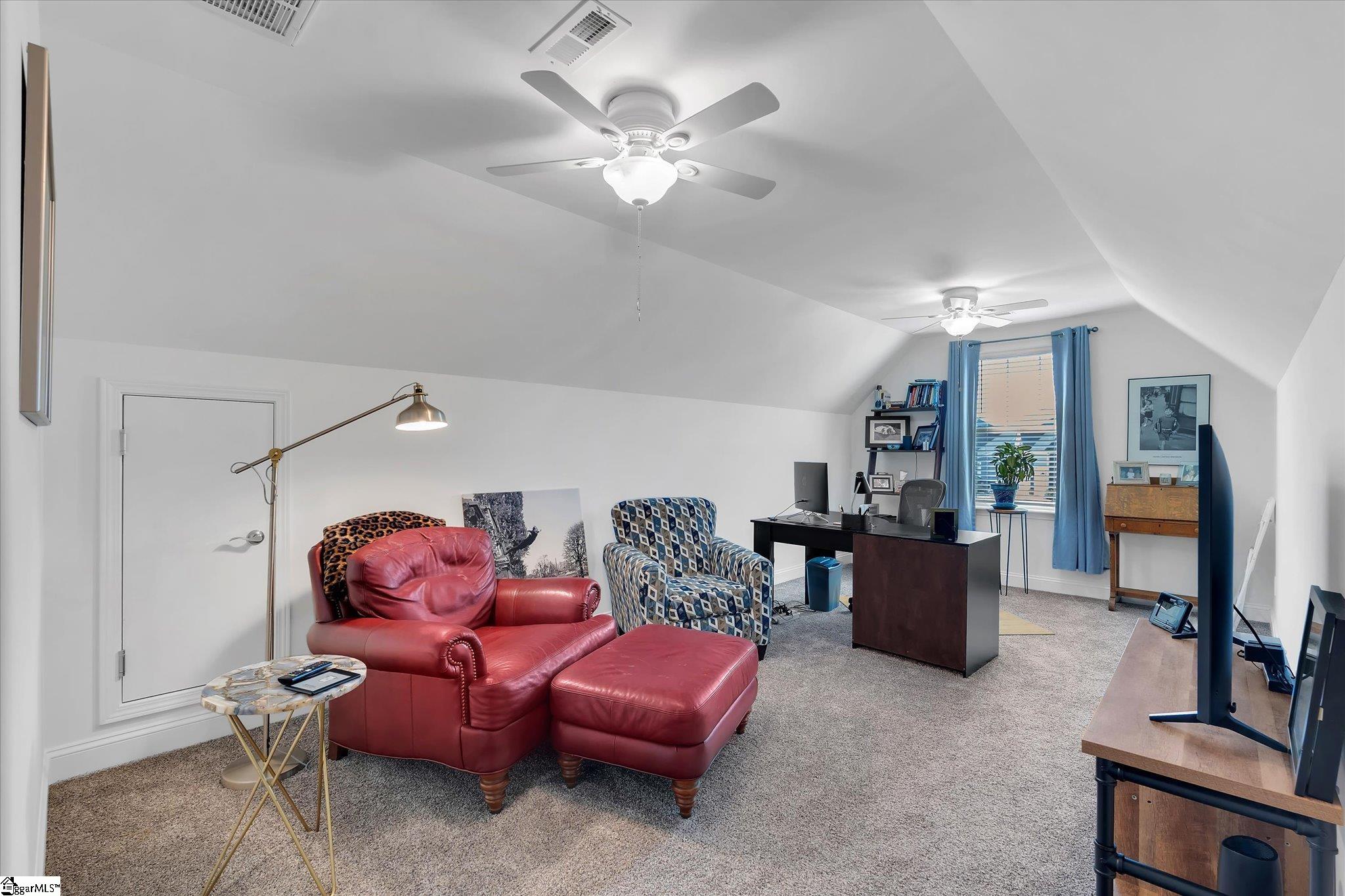 218 Montview Circle