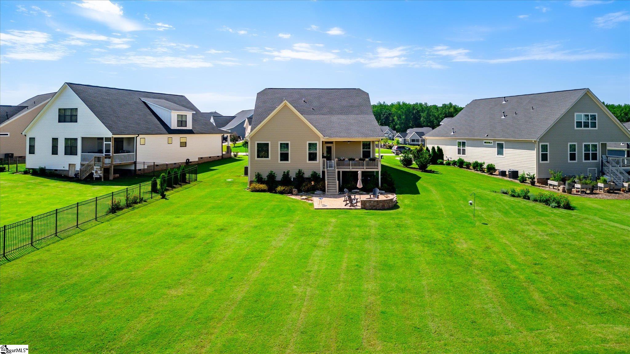 218 Montview Circle