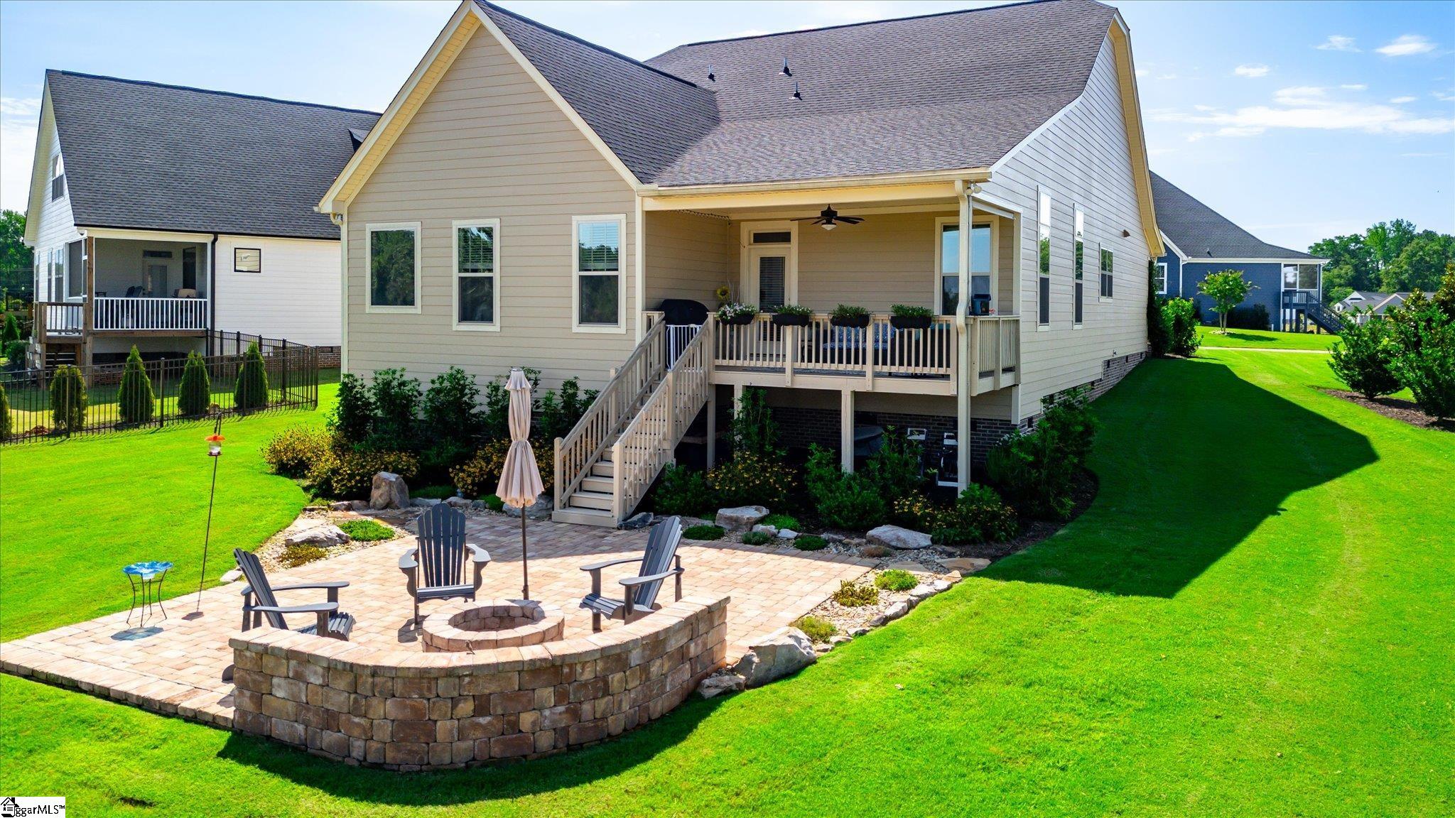 218 Montview Circle