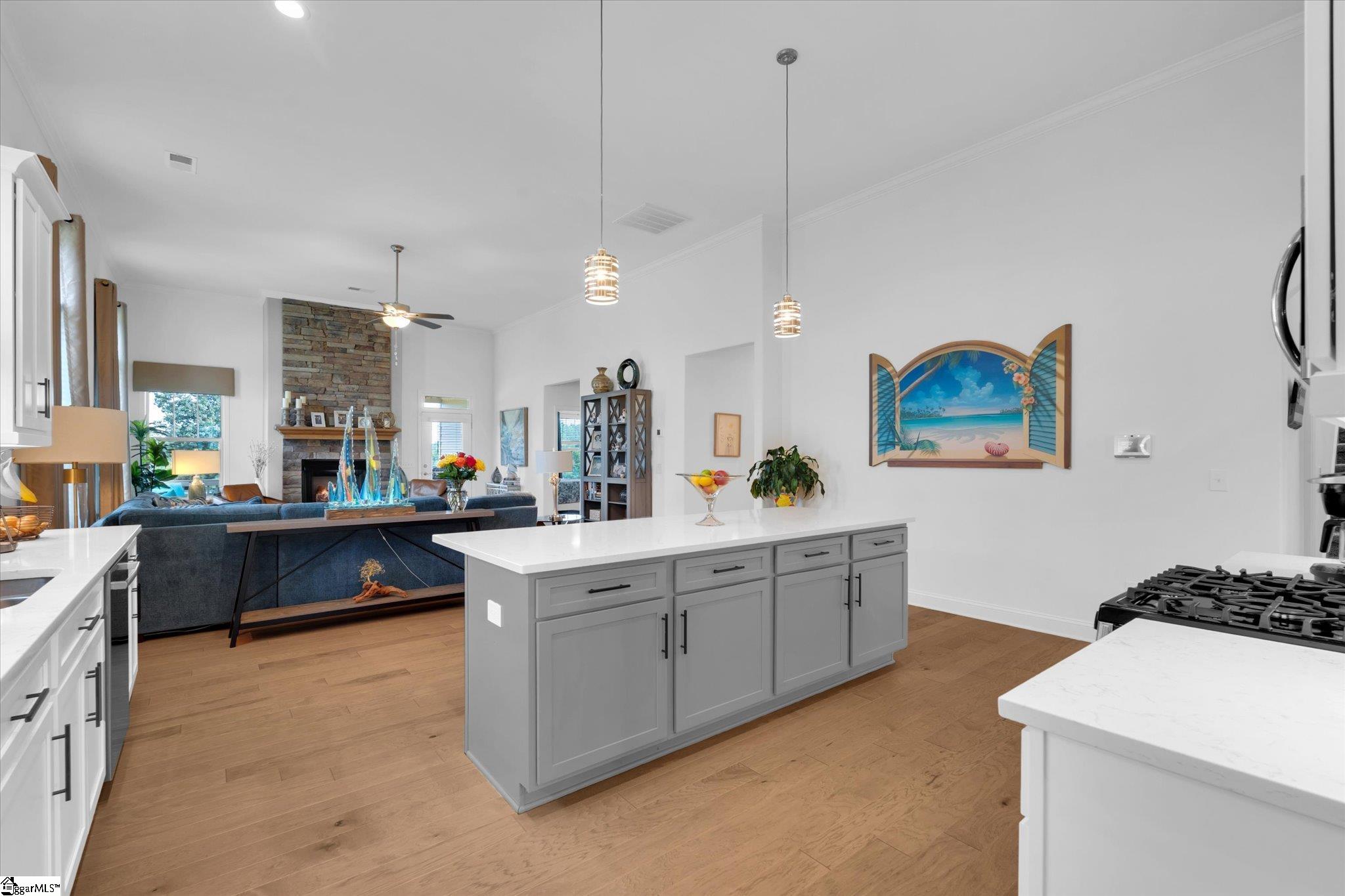 218 Montview Circle