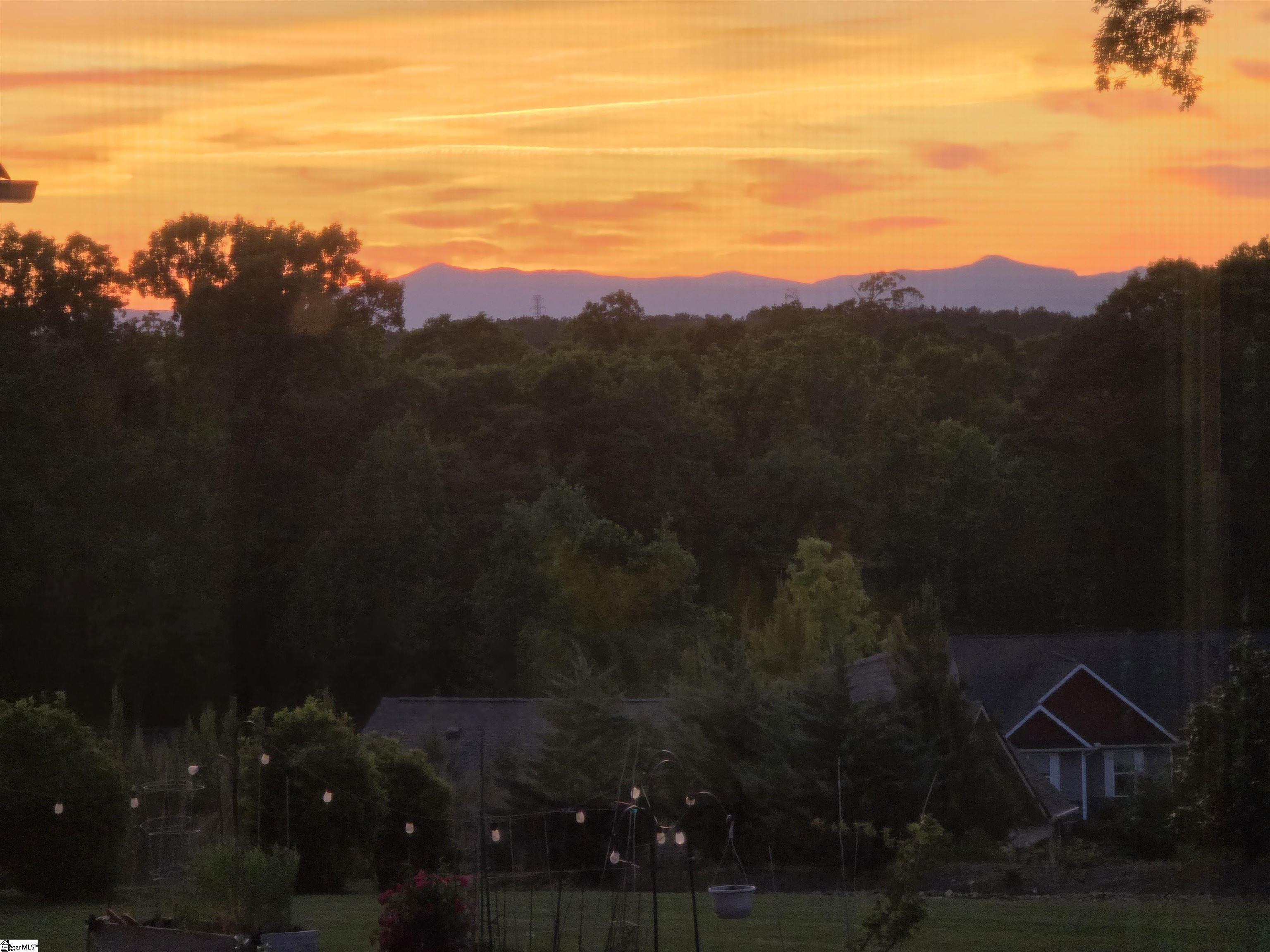 218 Montview Circle