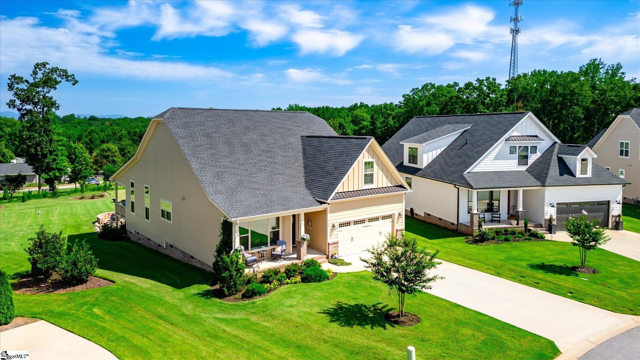 218 Montview Circle