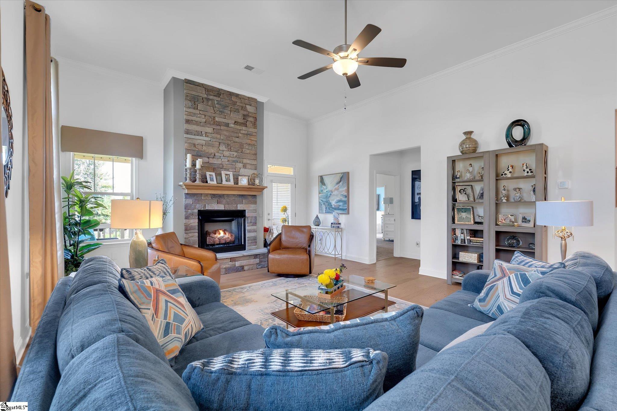 218 Montview Circle
