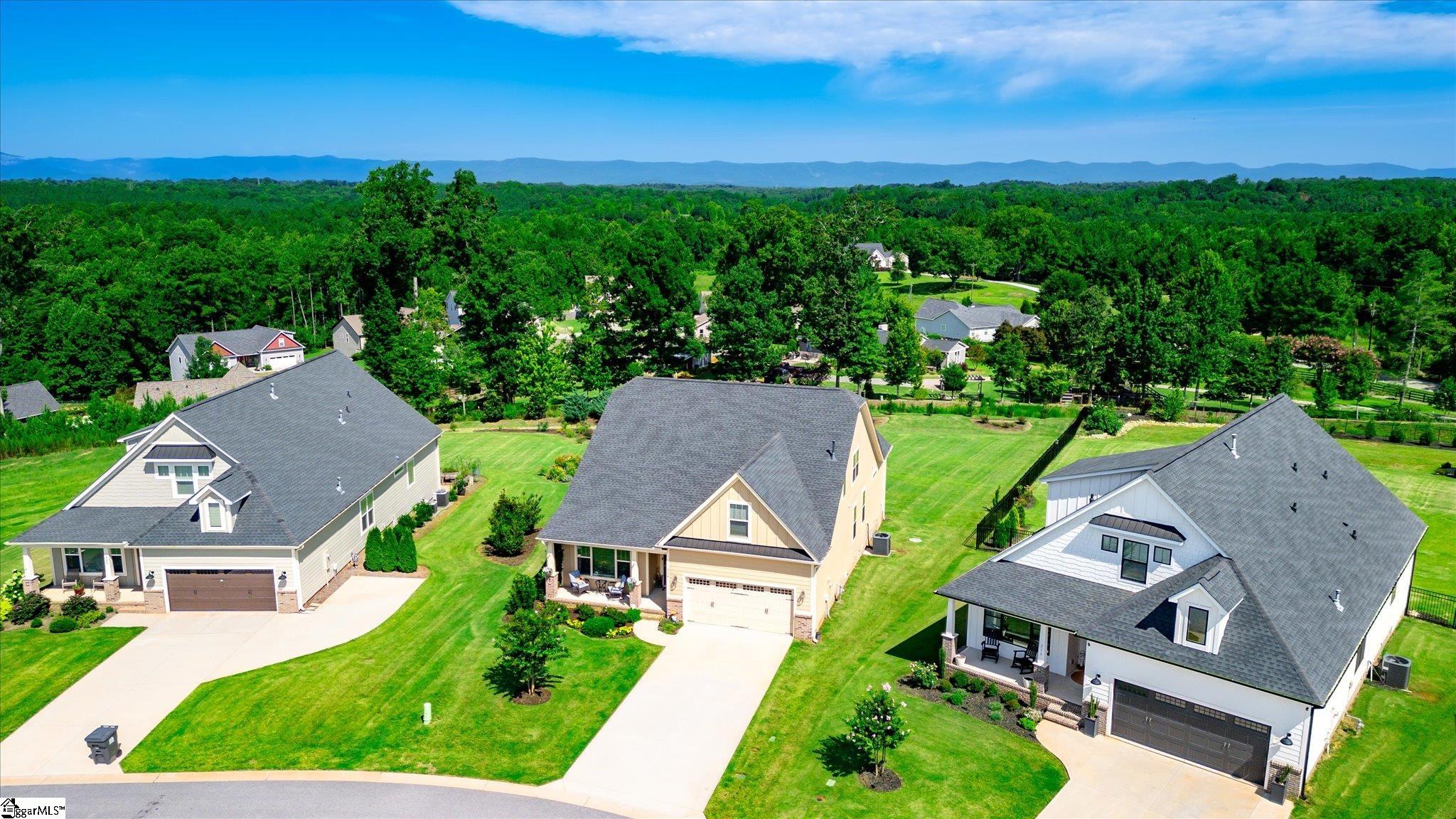 218 Montview Circle