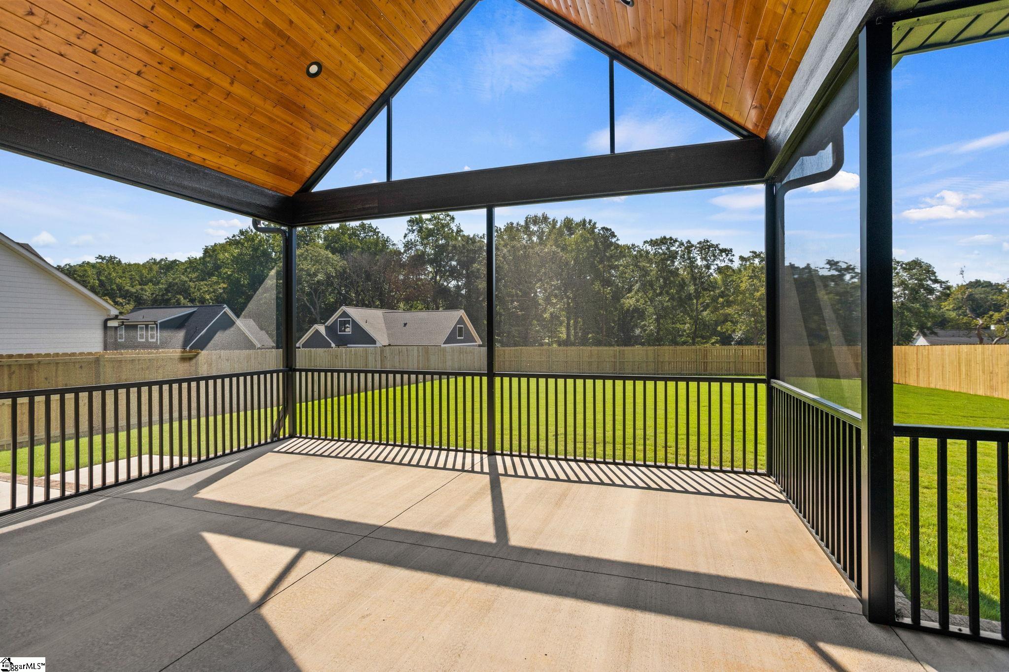 208 Forest Park Drive