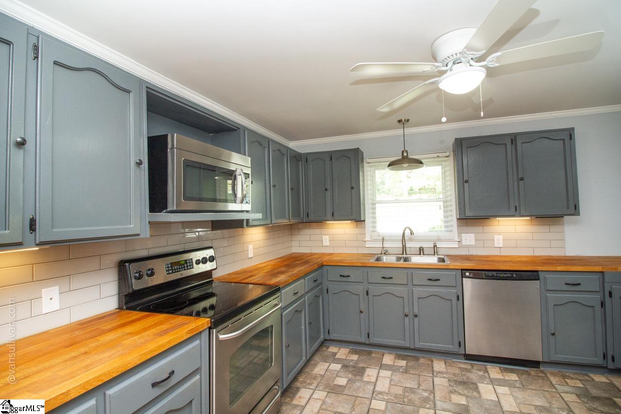 4518 Cove Trail