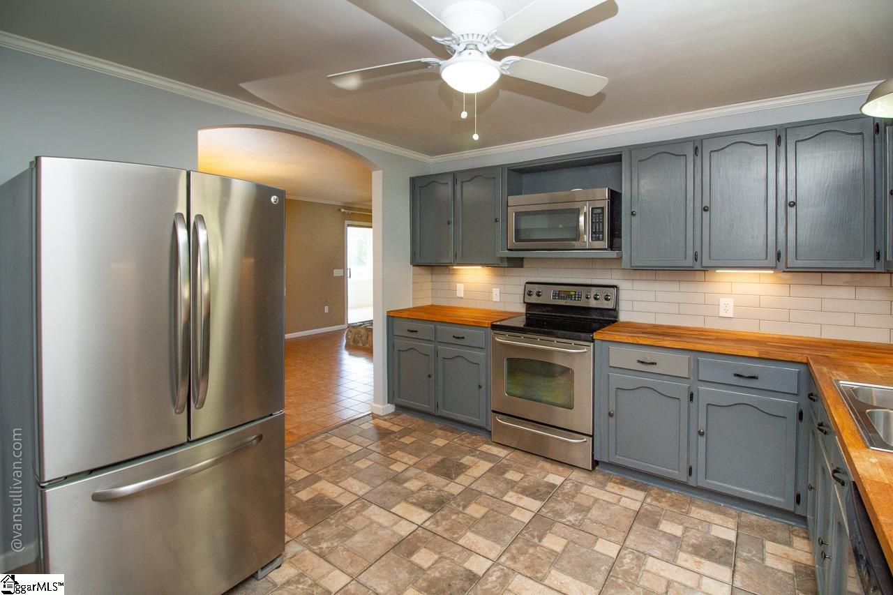 4518 Cove Trail