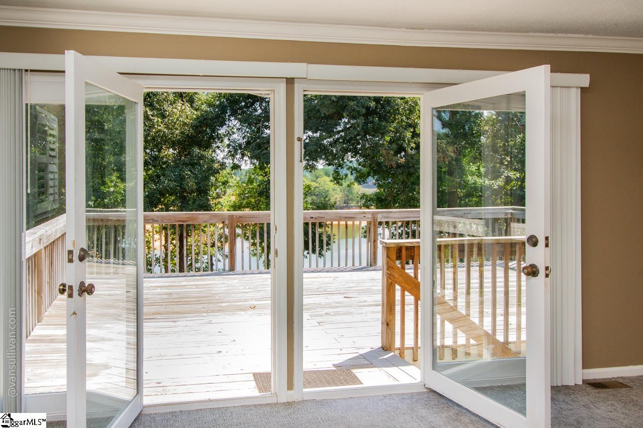 4518 Cove Trail
