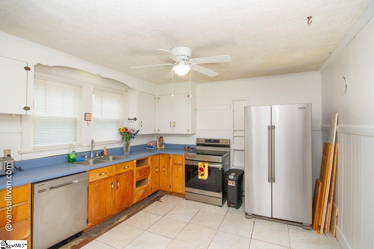 2833 Sunset Forest Drive
