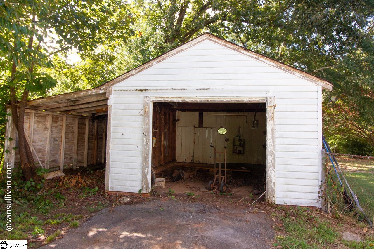 2833 Sunset Forest Drive