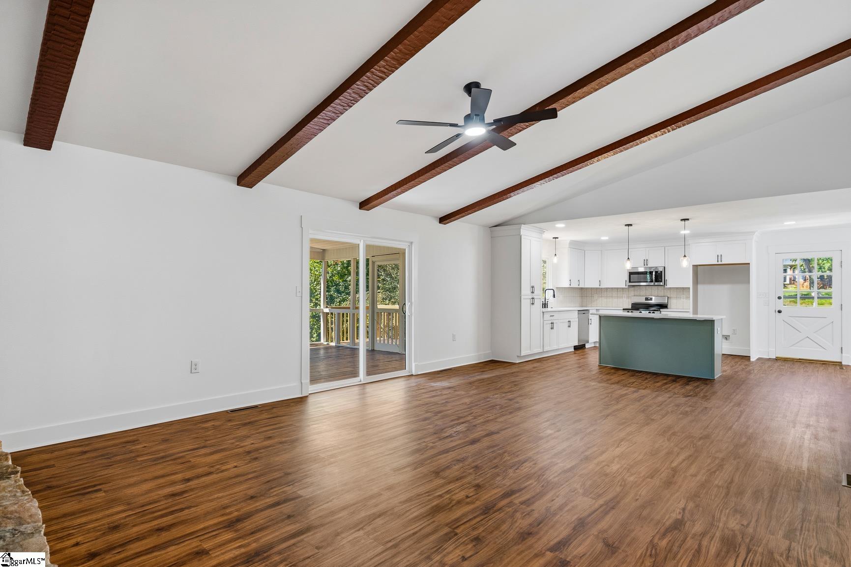 208 Williamsburg Road