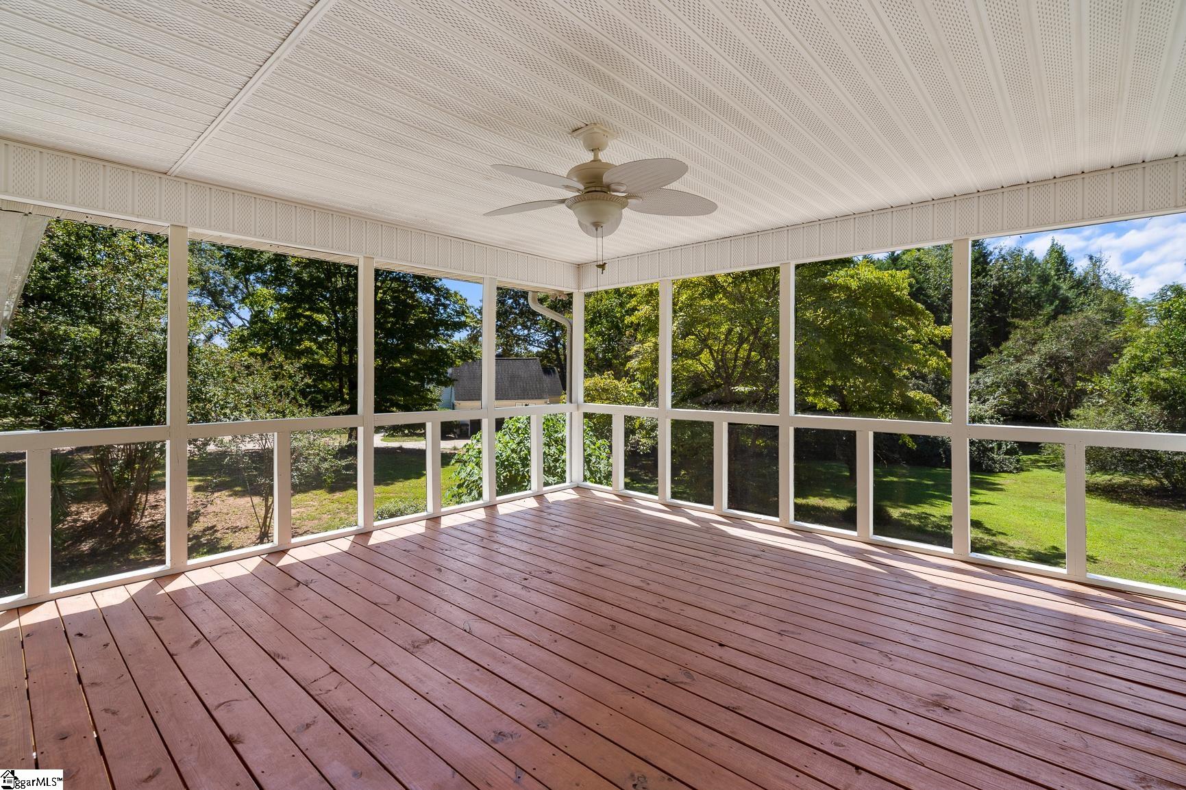 208 Williamsburg Road
