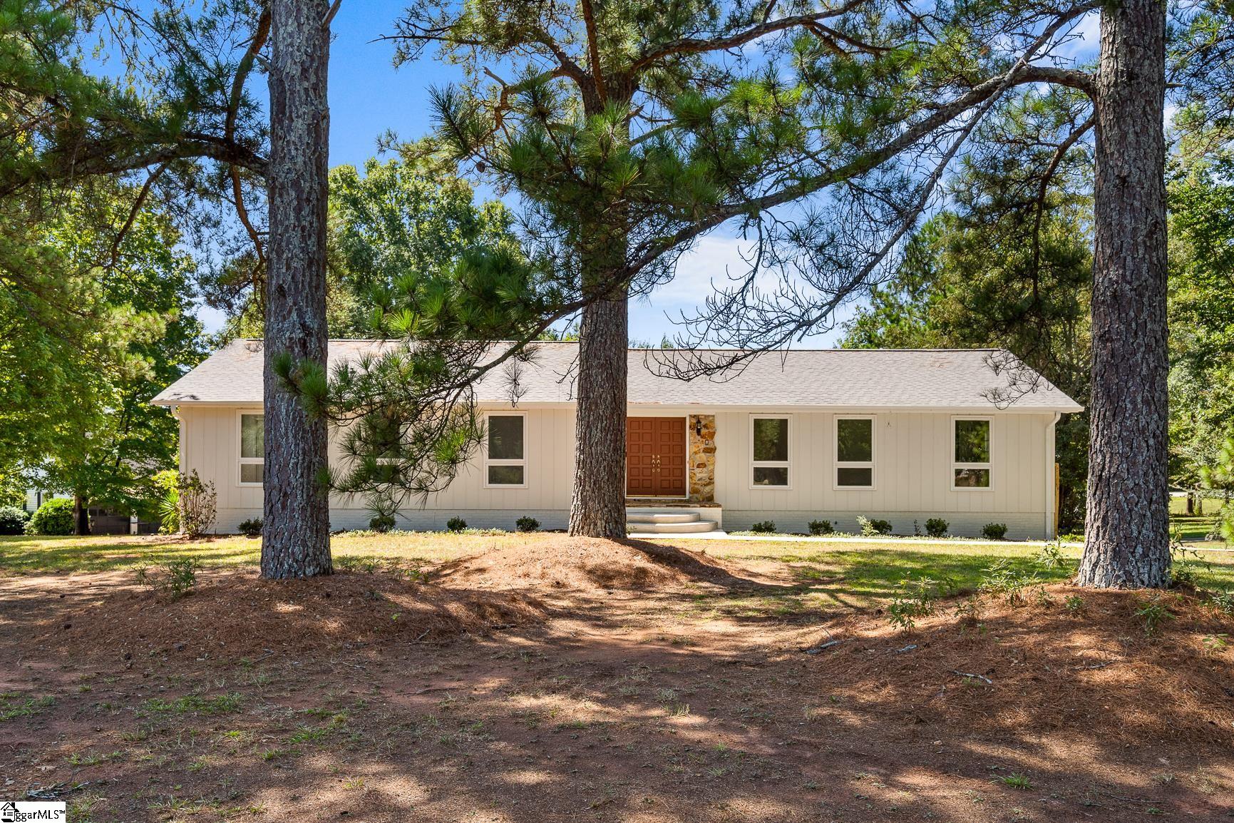 208 Williamsburg Road