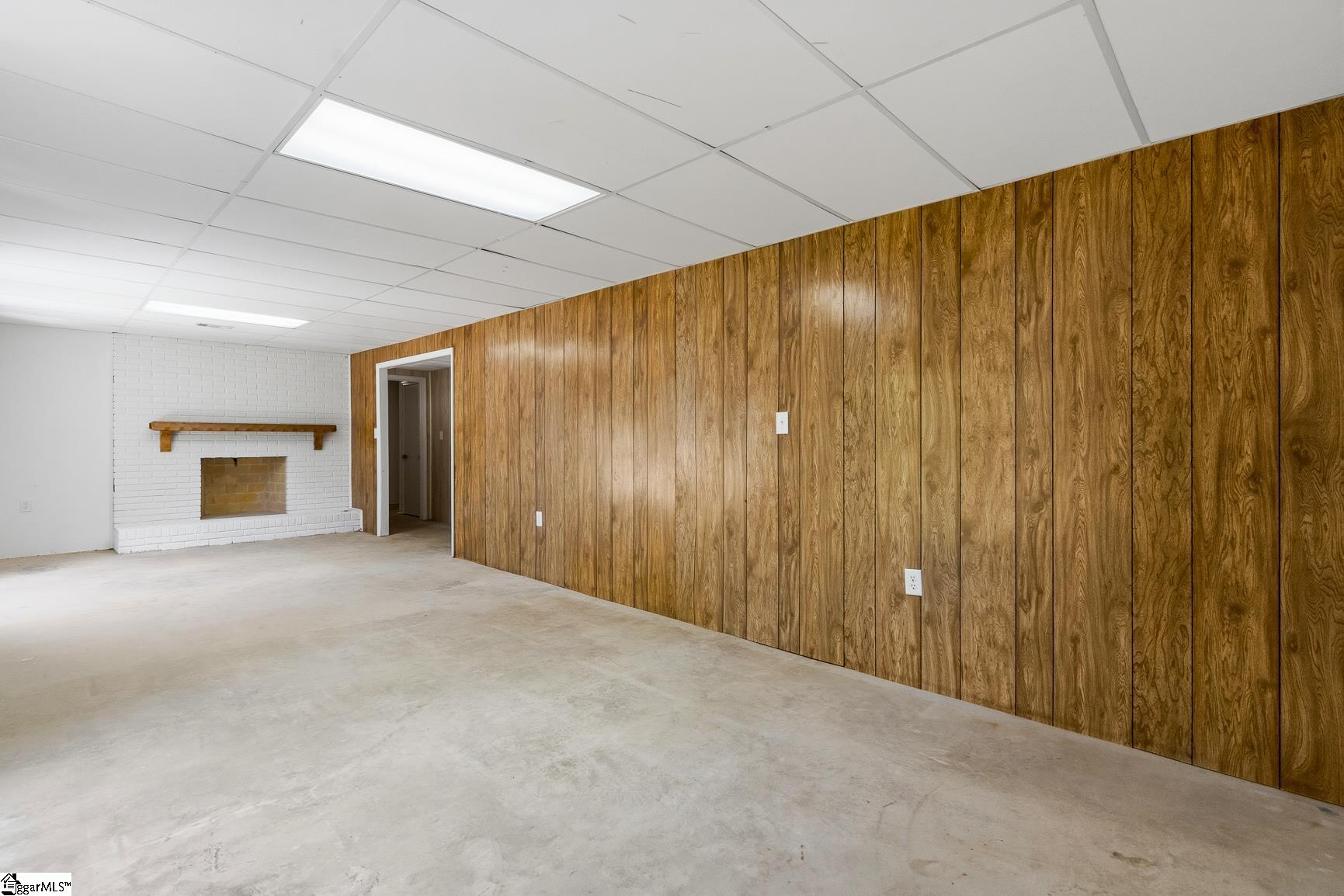 208 Williamsburg Road