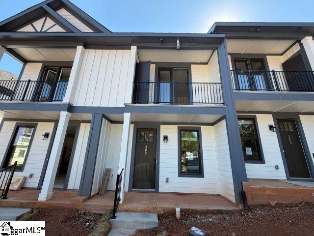 9 Hawthorne Lane