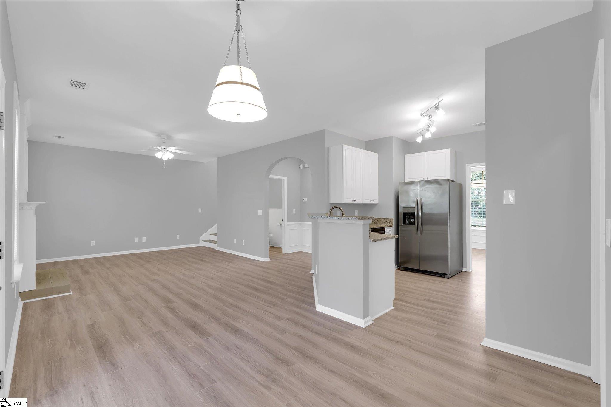 412 Woodruff Lake Way