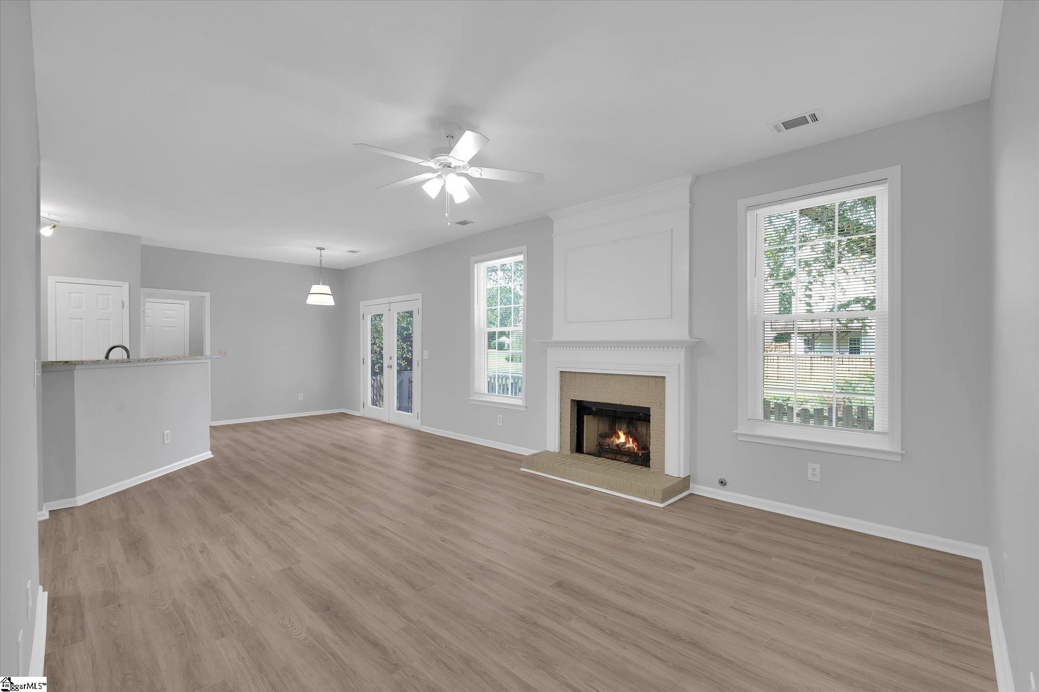 412 Woodruff Lake Way