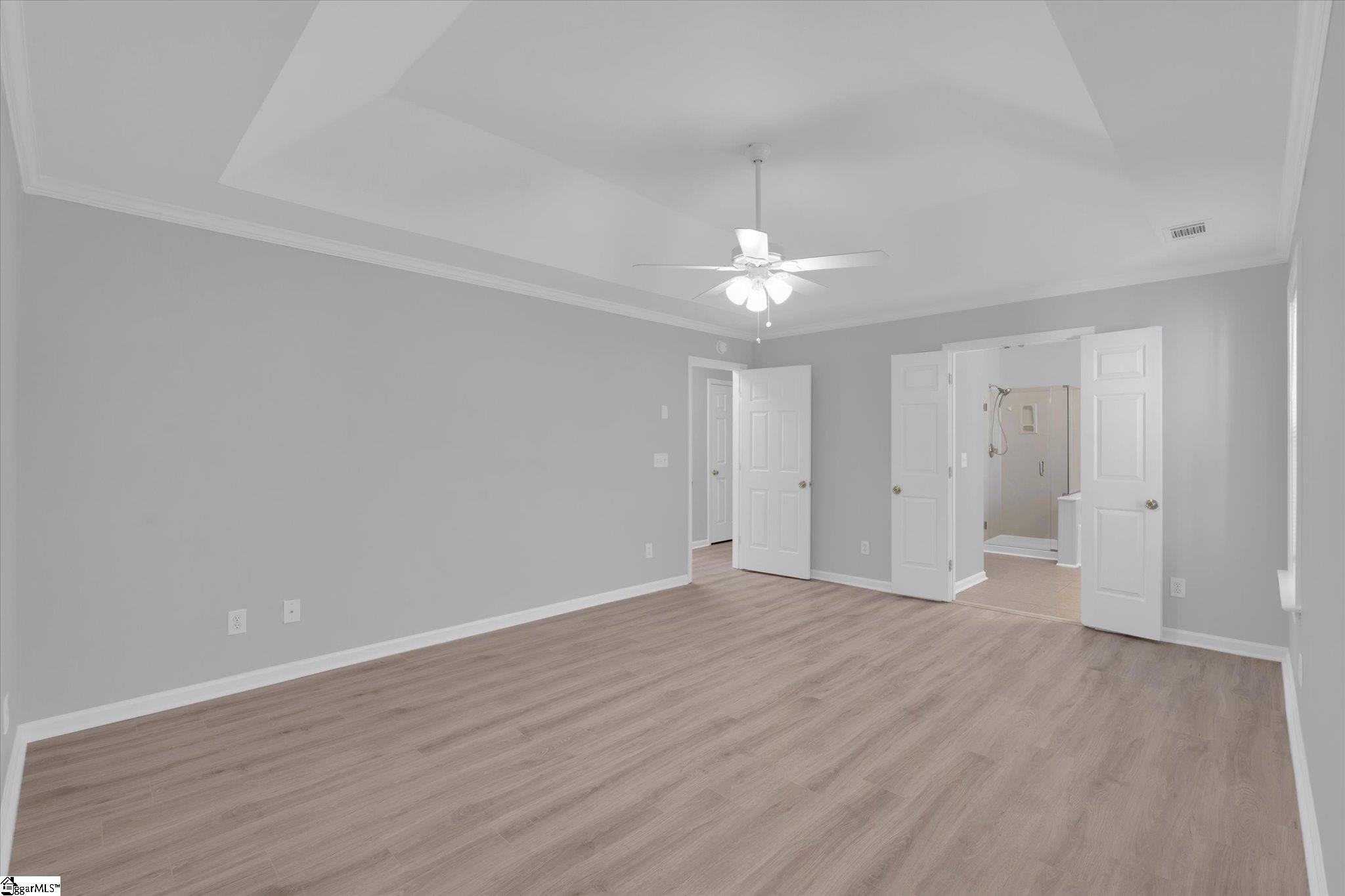 412 Woodruff Lake Way